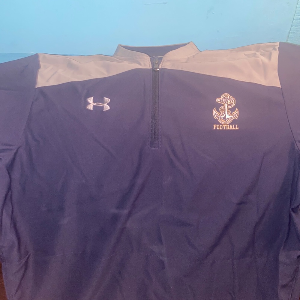 Shirt - Picture 2 of 3